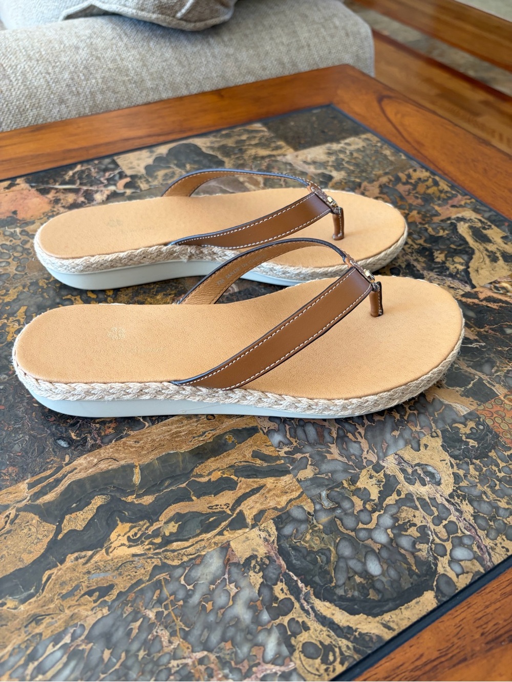 Tommy Bahama Women’s Flip Flop